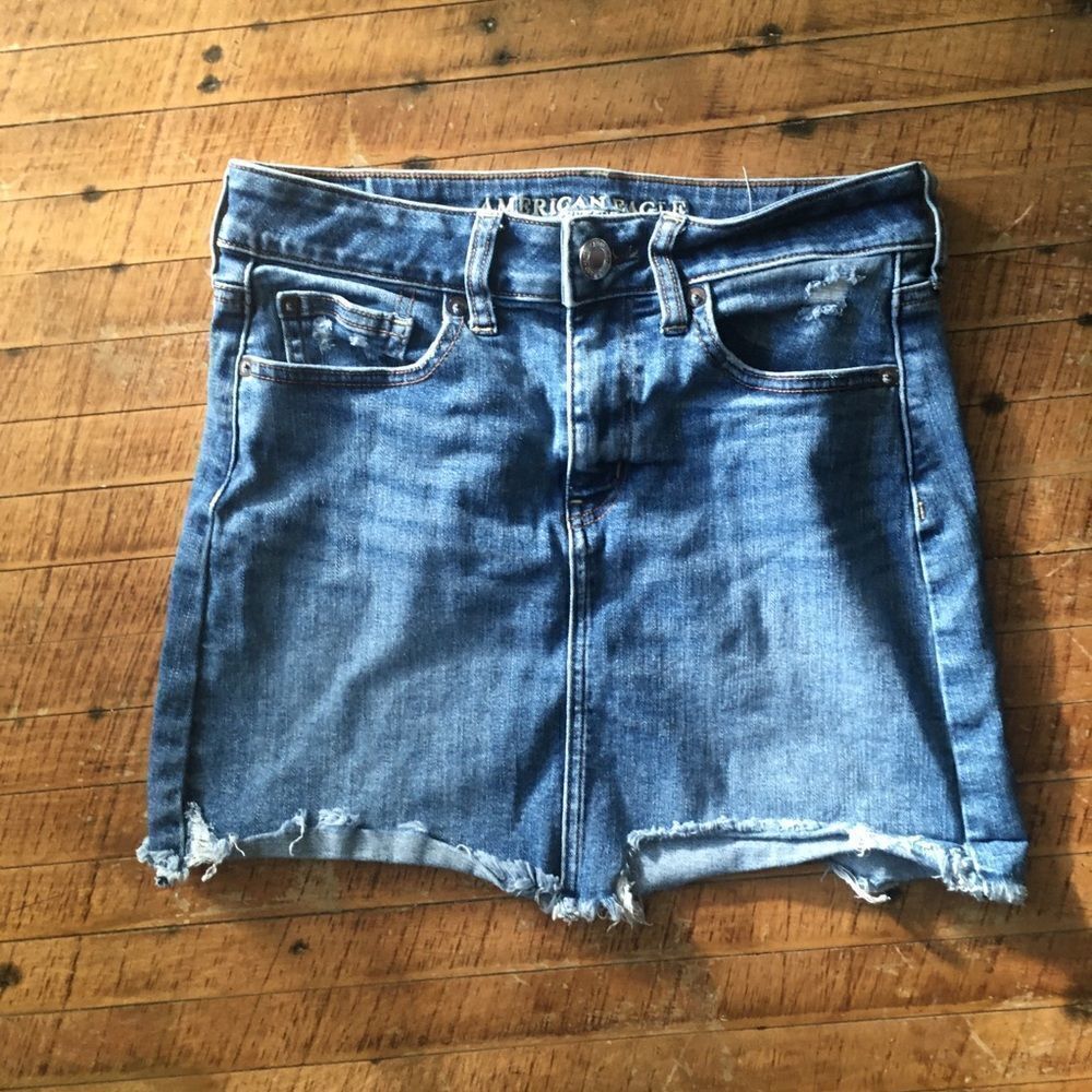 American Eagle Y2K raw hem demon miniskirt